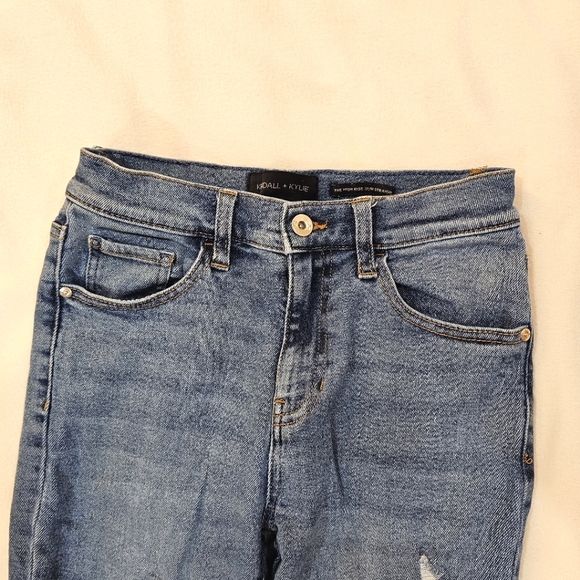 KENDALL + KYLIE Straight Leg Blue Jeans - Picture 5 of 7